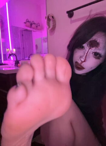 Madam Vampa nude photo 8