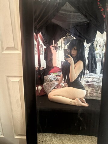 Madam Vampa nude photo 6