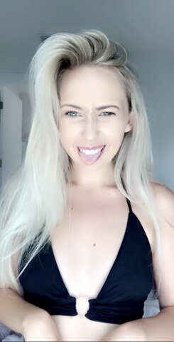 Maddi Megan nude photo 15