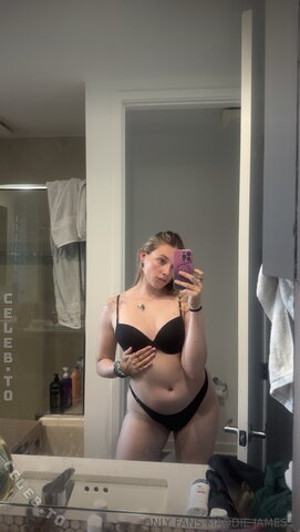 Maddie James Little Hot (1 photo)