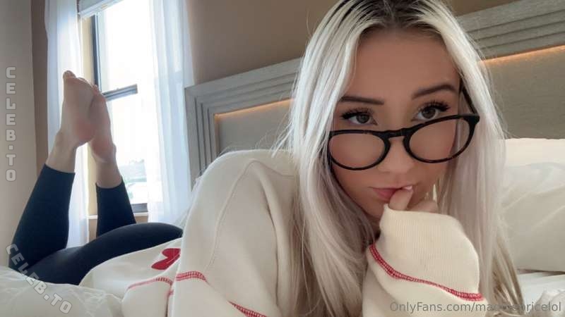 Maddie Price nude photo 4