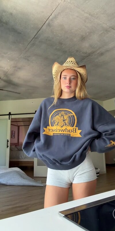maddiegowens nude photo 7