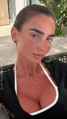 Maddy Cheary – Delicious girl!
