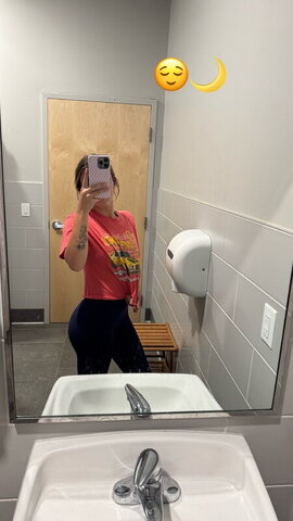 Maddy Grell Sexy (2 photos)