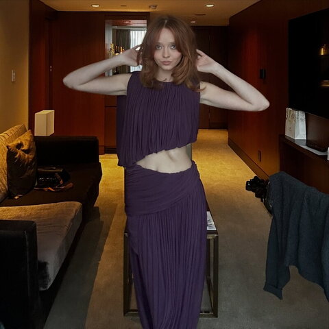Madeleine Arthur Hot (3 photos)