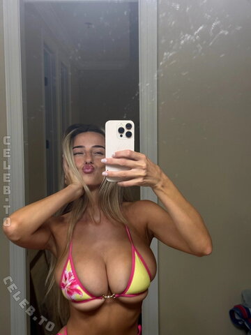 Madeline Hope / hadelinemope New (1 photo)