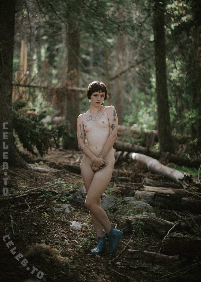Madeline The Muse nude photo 11