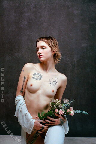 Madeline The Muse nude photo 25