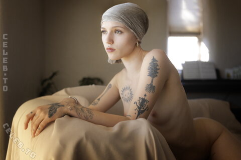 Madeline The Muse nude photo 8