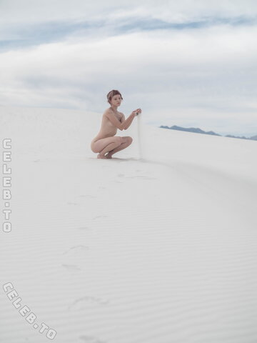 Madeline The Muse nude photo 4