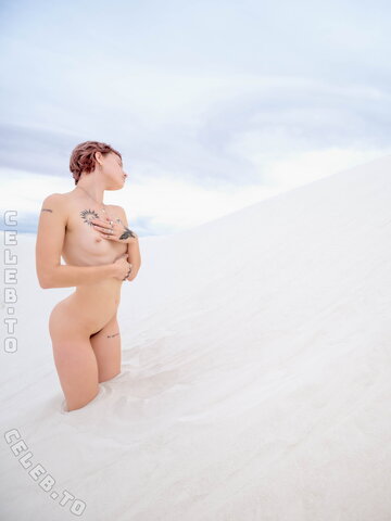 Madeline The Muse nude photo 1
