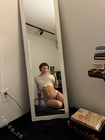 Madeline The Muse nude photo 58