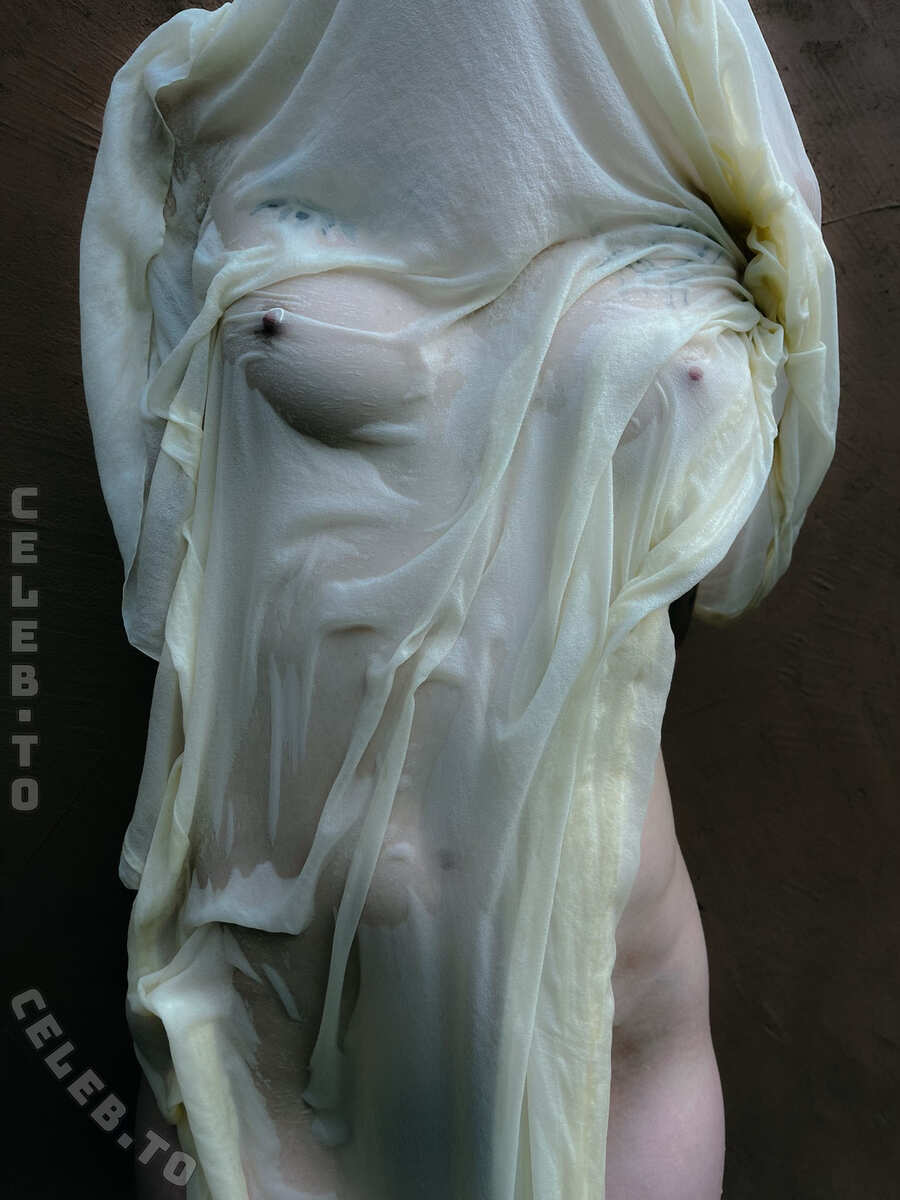 Madeline The Muse nude photo 13