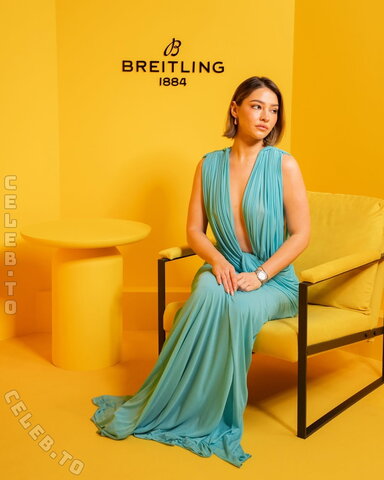 Madelyn Cline nude photo 1