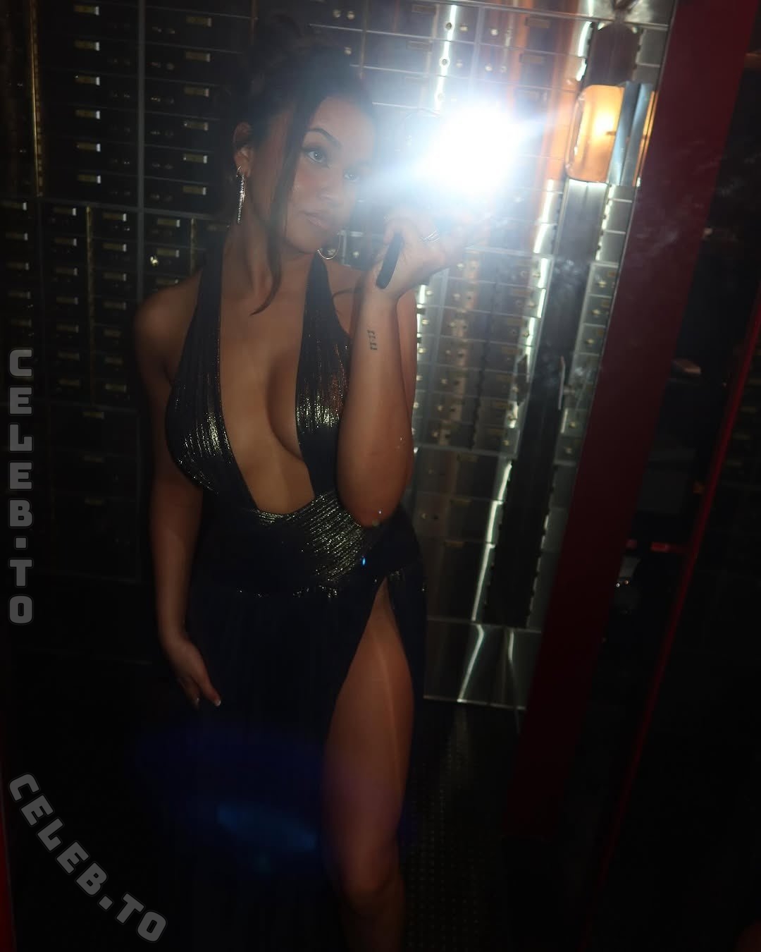 Madison Bailey nude photo 3