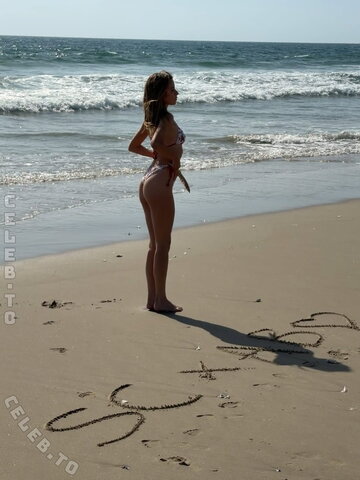 Madison Teeuws nude photo 6
