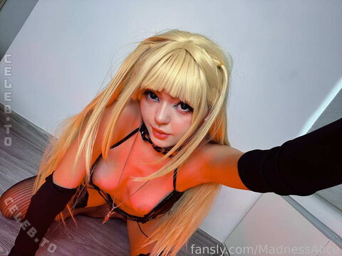 MadnessAlise nude photo 9