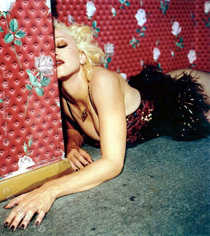 Madonna nude photo 43