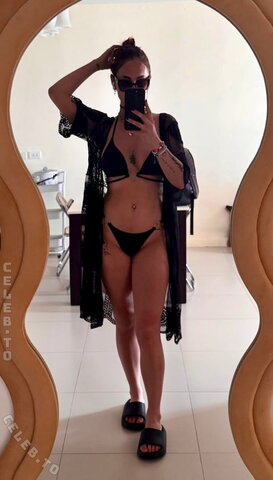 Maelie_vhd Sexy (3 photos)