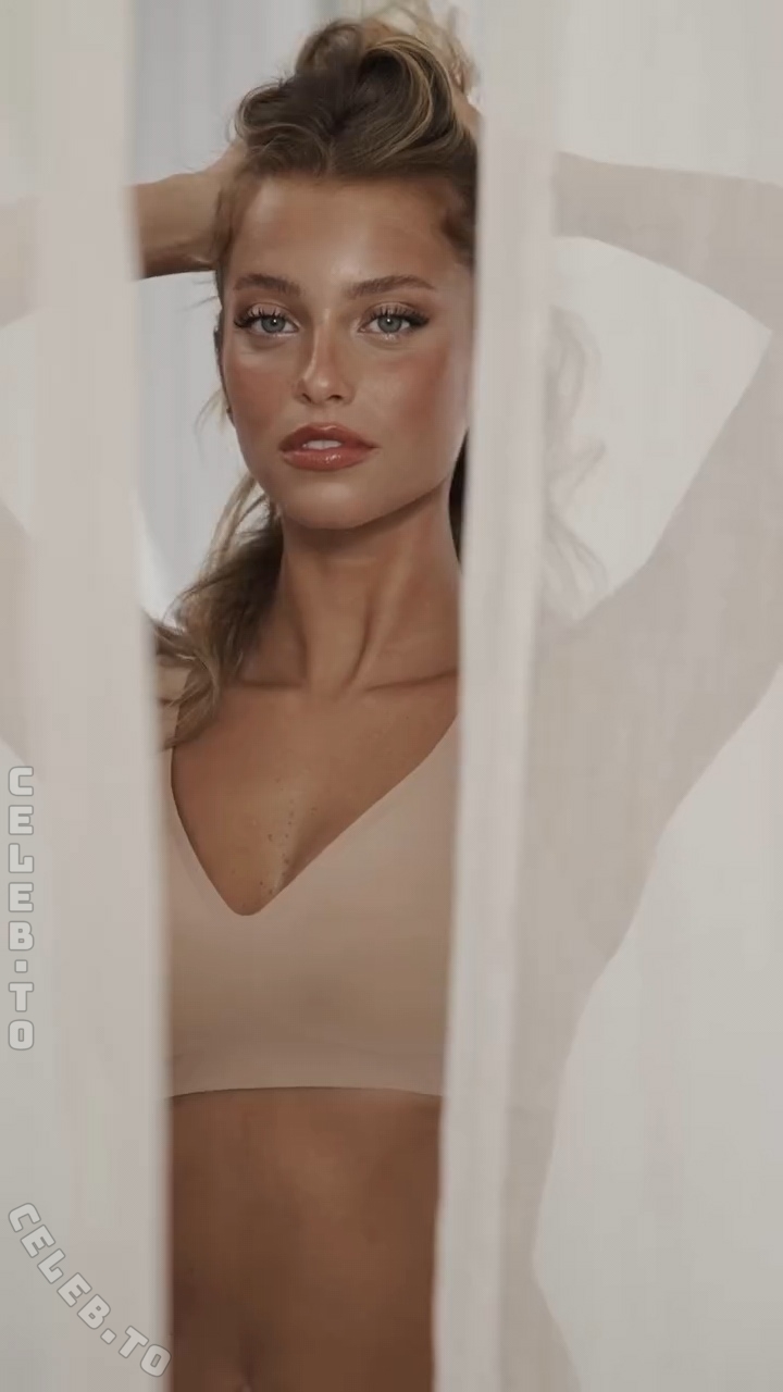 Magui Corceiro nude photo 7