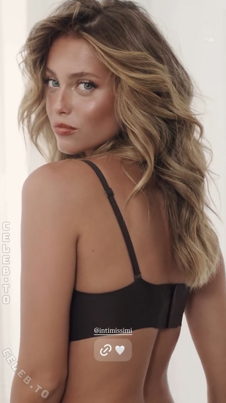 Magui Corceiro nude photo 12