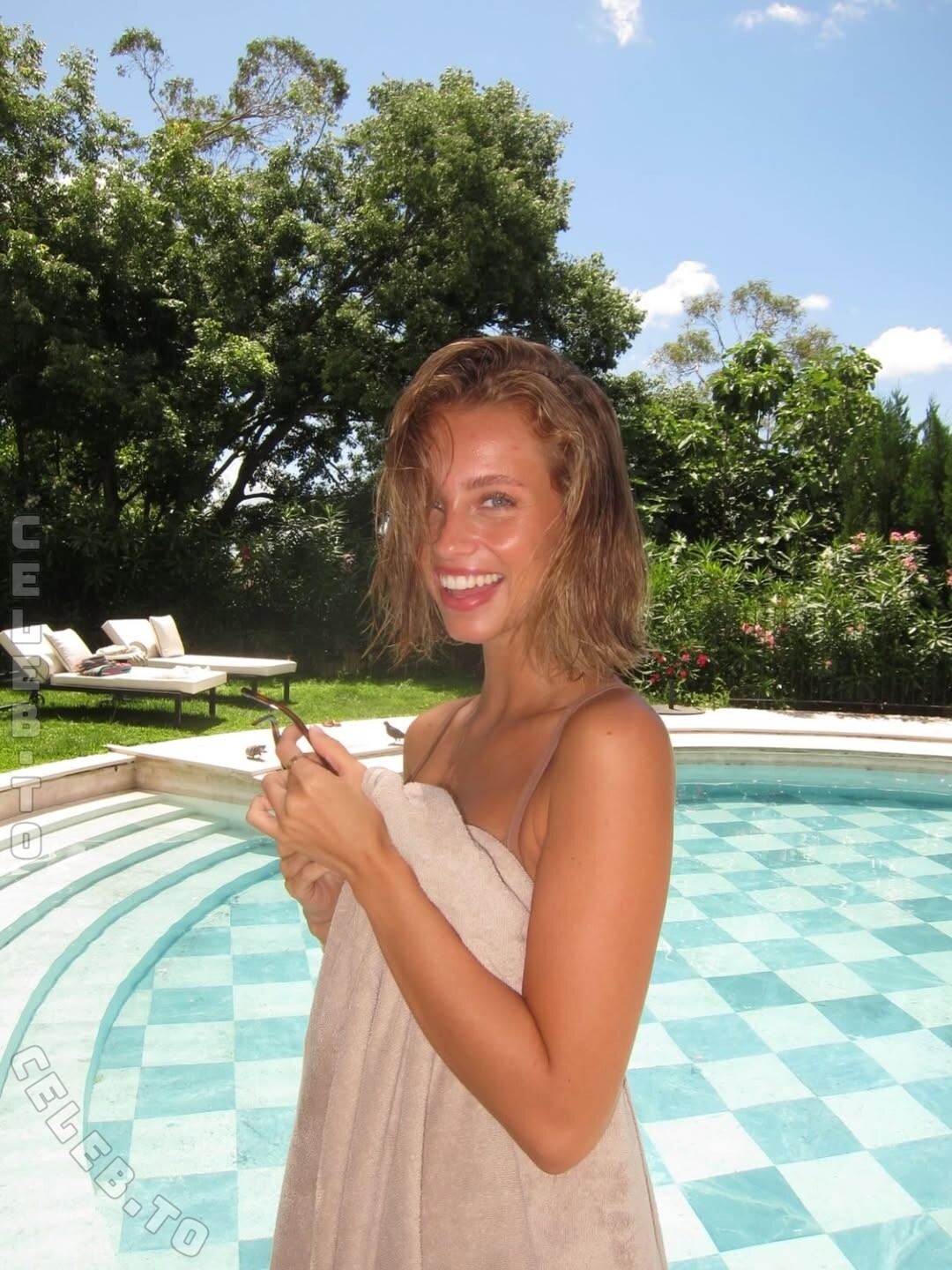 Magui Corceiro nude photo 7