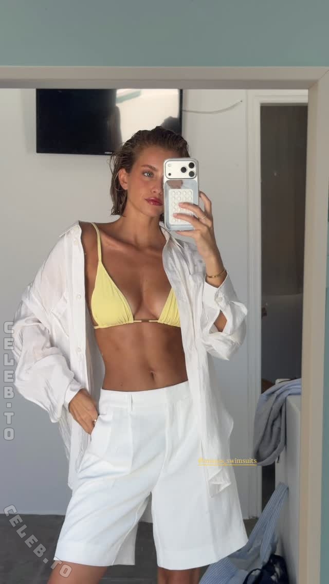 Magui Corceiro nude photo 1