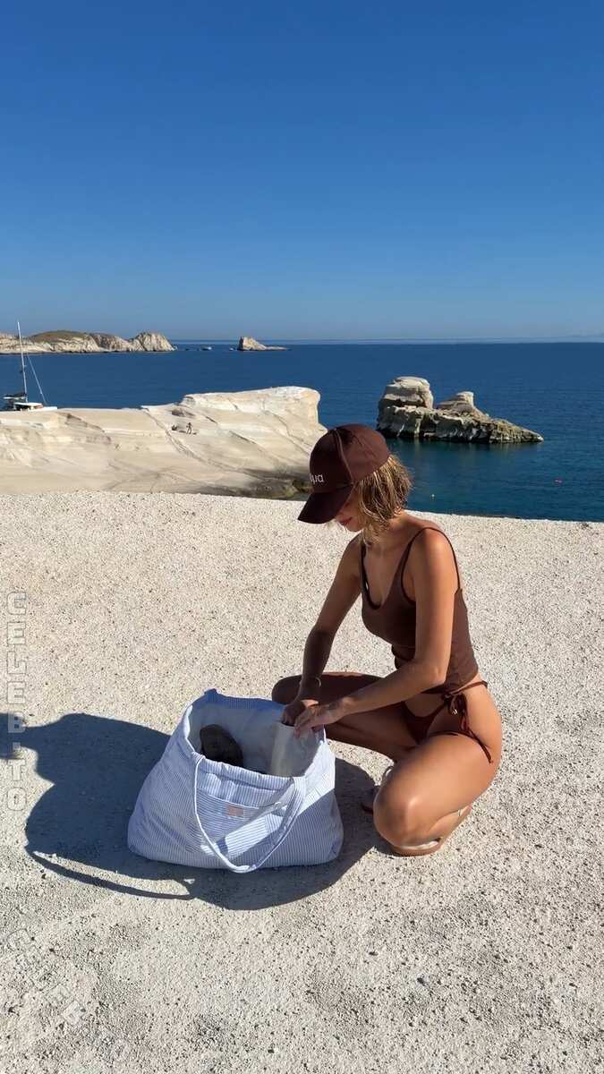 Magui Corceiro nude photo 10