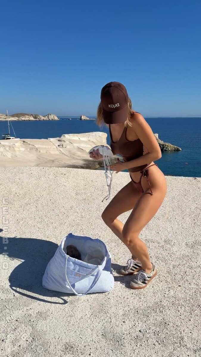 Magui Corceiro nude photo 11