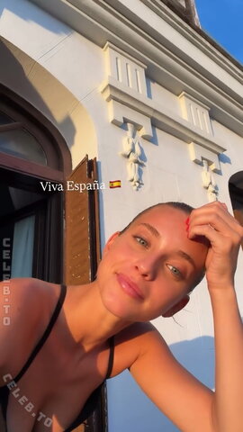 Magui Corceiro nude photo 4