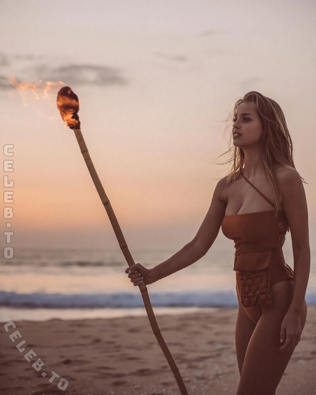 Magui Corceiro nude photo 1