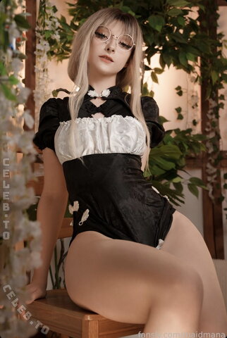 Maidmana nude photo 34