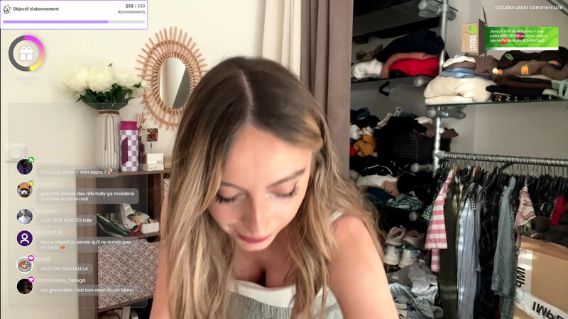 Maidusaa nude photo 4