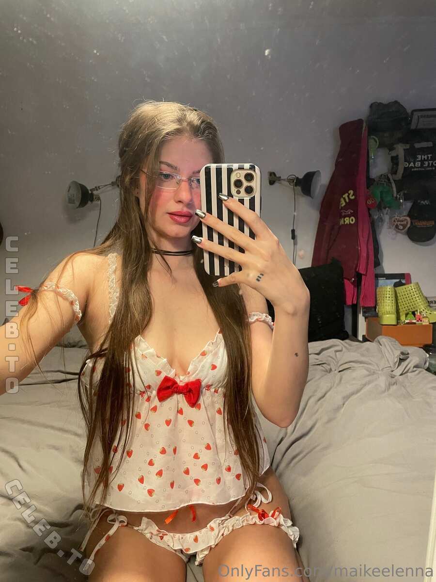 maikeelenna nude photo 8