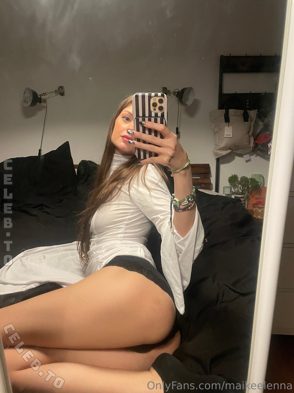 maikeelenna nude photo 6