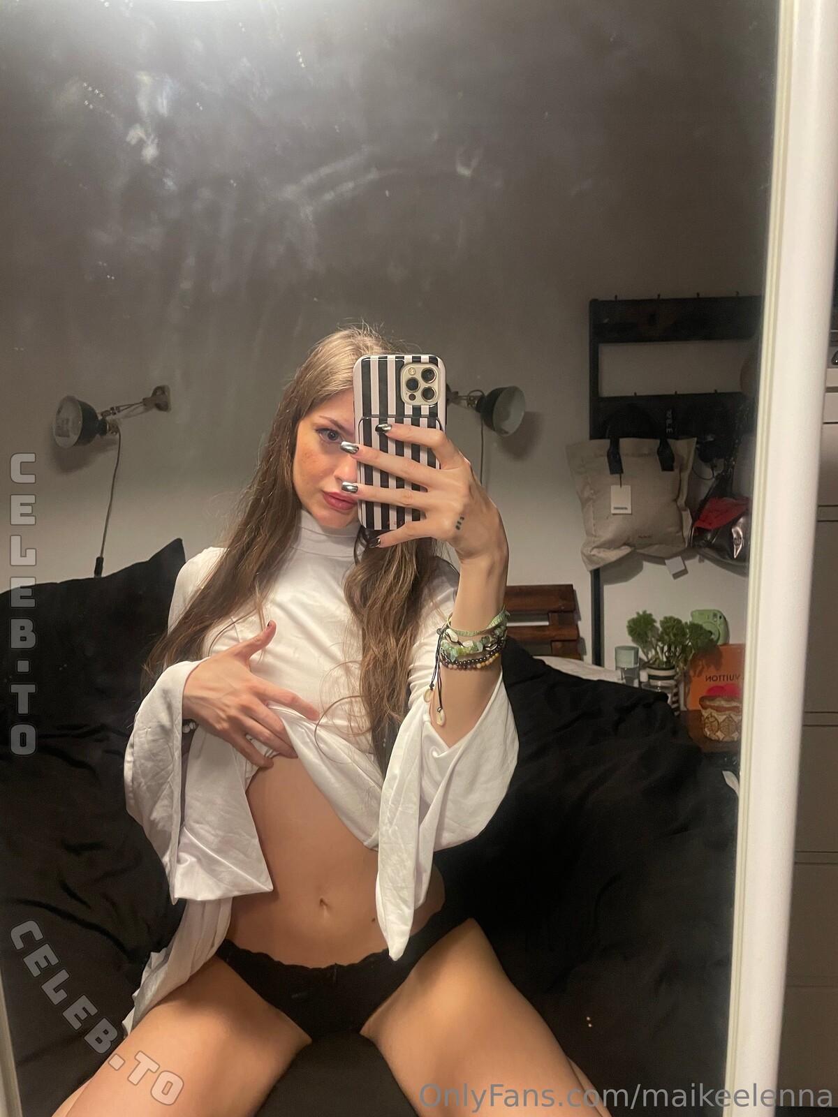 maikeelenna nude photo 8