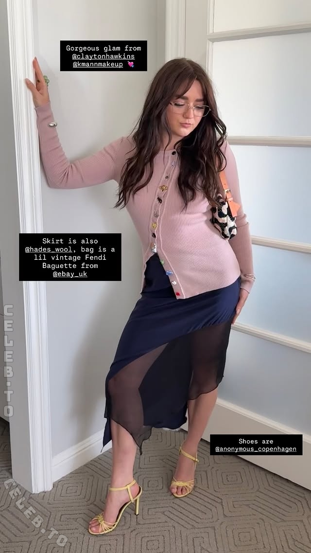 Maisie Williams nude photo 4