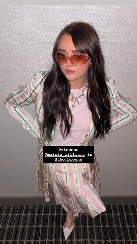 Maisie Williams nude photo 1