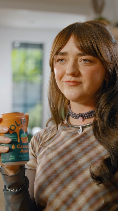 Maisie Williams nude photo 15