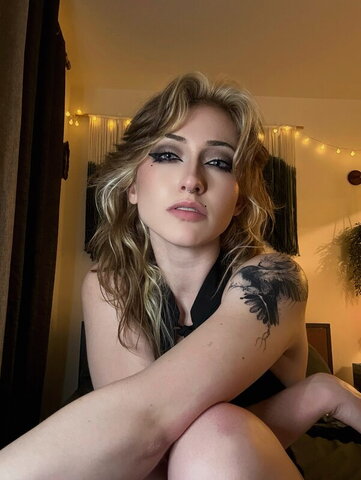 MaisieLynnie nude photo 3