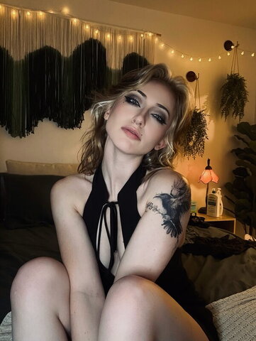 MaisieLynnie nude photo 1