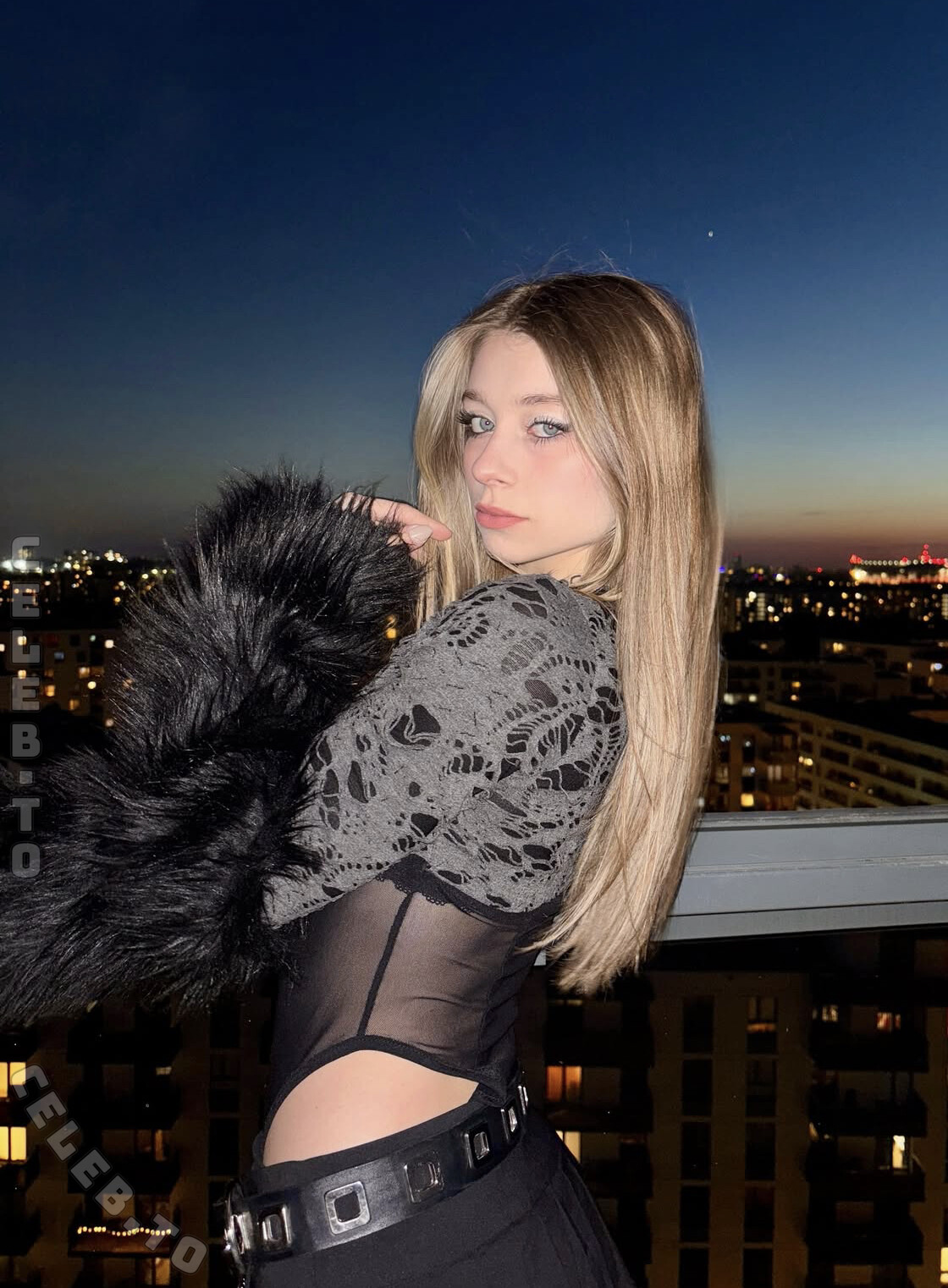 maja ciesielska nude photo 1