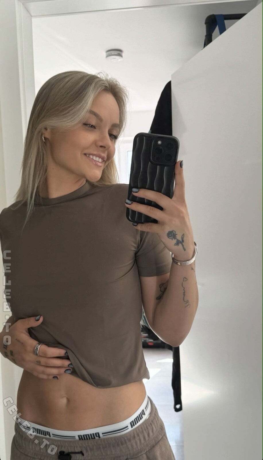 Maja Hochhalter nude photo 8