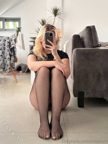 Maja Holf nude photo 216