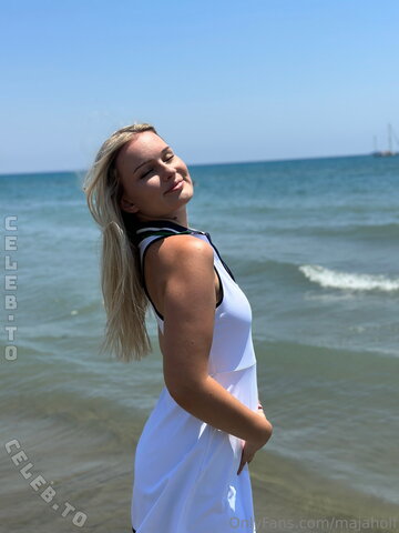 Maja Holf nude photo 101