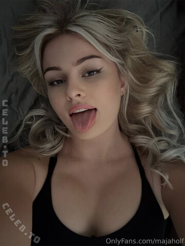 Maja Holf nude photo 186