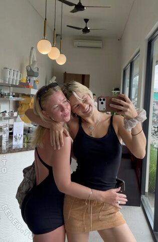 Majaaleonie nude photo 31