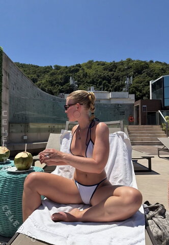 Majaaleonie nude photo 21