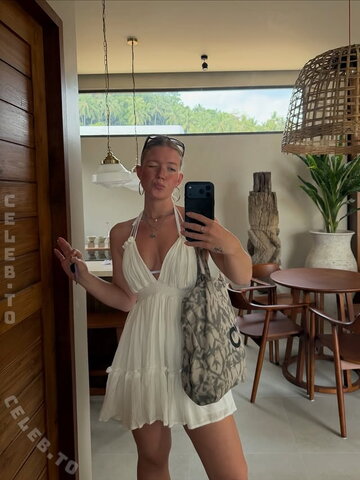 Majaaleonie nude photo 11