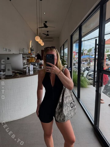 Majaaleonie nude photo 65